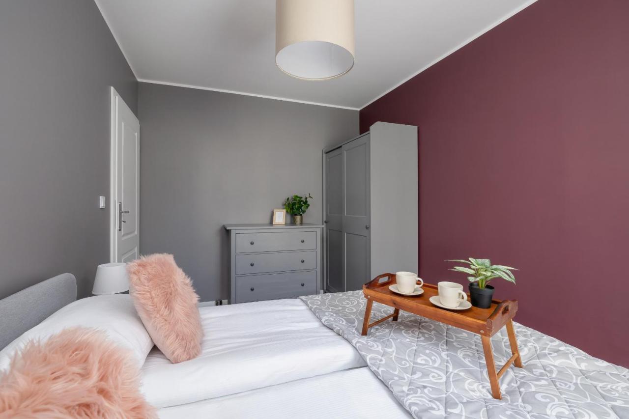 Comfy Apartment Pachonskiego With Parking In Krakow By Noclegi Renters Ngoại thất bức ảnh