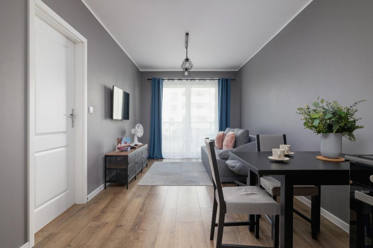 Comfy Apartment Pachonskiego With Parking In Krakow By Noclegi Renters Ngoại thất bức ảnh